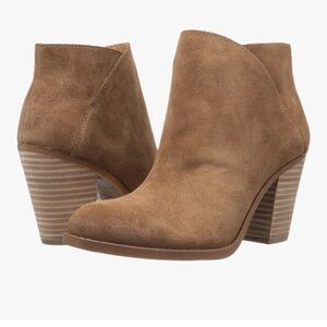 Lucky Brand Eesa Honey Suede Pull On Ankle Boots 7.5 - 3.5” Stacked Heel